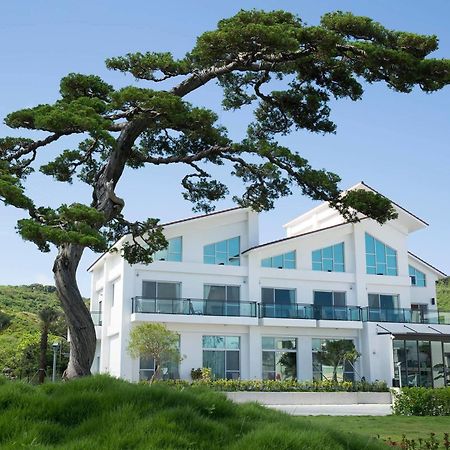 فندق 墾丁椰林 海灘文旅 Cape Eluanbi المظهر الخارجي الصورة
